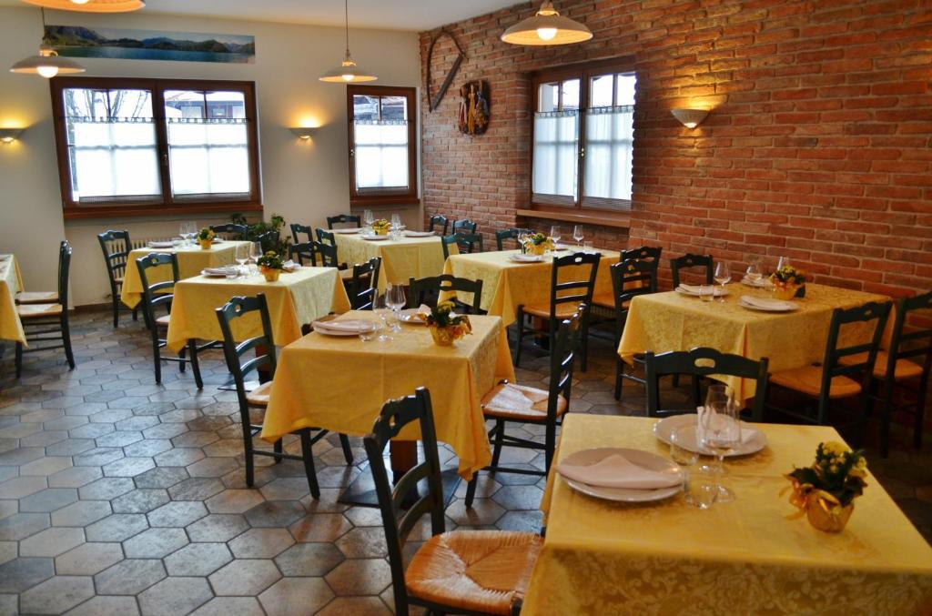 Hotel Locanda Le Tre Oche Molina di Ledro Exterior photo
